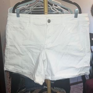 American eagle midi shorts